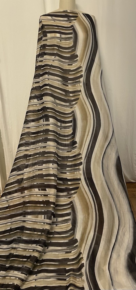 Silk Batiste Horizontal Stripes Vertical Waves Print Fabric By The Yard 54″ Wide