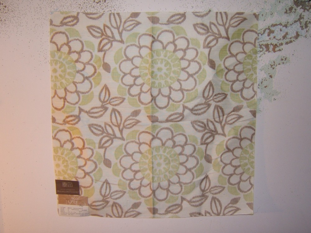Highland Court “Chrysanthemum” floral 100% Silk remnant, color lemongrass