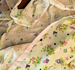 MCM Vintage Floral Geometric Nylon Fabric Apparel / Home Dec 65″ “X 1yd 4” +