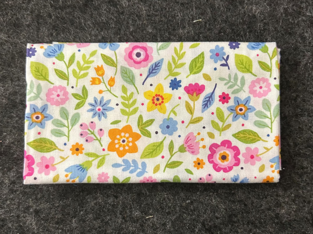 Fabric Quarters – Choose Your Patterns – New/Never Used