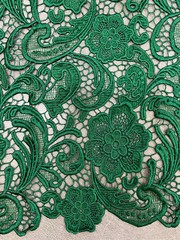 Maggie HUNTER GREEN Guipure Venice Medium Weight Lace Fabric by the Yard – 10019