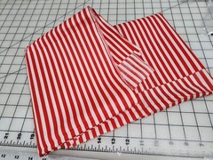 1Y Vintage Cotton Quilt Weight Fabric Red White Stripes Christmas 44W #0929