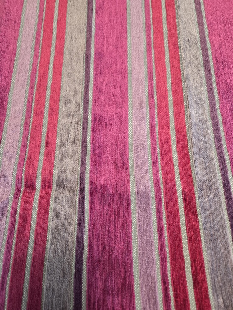 Fabric SAMPLE #313 Great for Crafts / Crazy Quilting