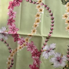 Fabric 100% cotton four fat quarters each piece 18” x 22” quilt shop￼quality