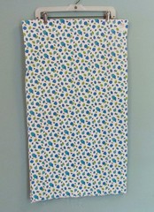 VINTAGE FRUIT & LEAVES GREEN & BLUE ON WHITE COTTON FABRIC 1 2/3 YDS 35″ WIDE
