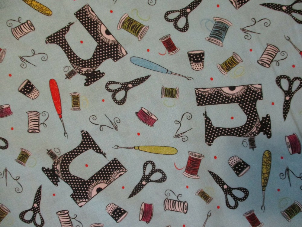 RETRO SEWING MACHINES SEW ITEMS SCISSORS BLE DIGITAL PRINTING COTTON FABRIC BTHY