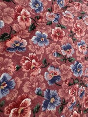 VIP Cotton Fabric Cranston PANSIES Dense FLORAL Pink Mauve Lavender 40″ x 44″