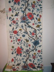 Scalamandre, Rambling Flowers, Vintage Remnant, Color Multi Rose, Blues on White