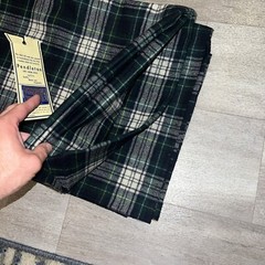 Vintage 1981 Pendelton 100% Virgin Wool Plaid Fabric. 74×61