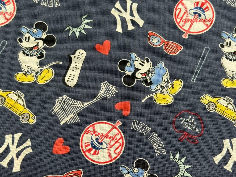 New York Yankees MLB Mickey Mouse Cotton Quilt Baseball Fabric ~ 1/2 yd ~ NEW