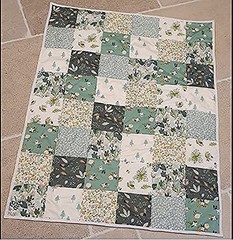 Qililandiy 7 Pcs Green Floral Fat Quarters Fabric Bundles 22 Inches,