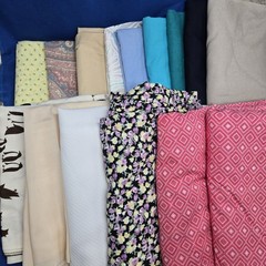 Vintage fabric lot 9 Lbs Remnants Arts Crafts Sewing Yard Goods Sew