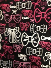Minnie Mouse Bows On Black OOP Cotton Fabric 21″ x 44″ New