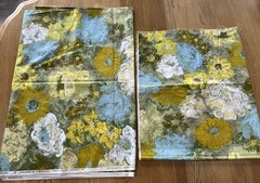 Vintage BLOOMCRAFT Screen Print Floral Blue/Yellow Fabric DuPont/Zepel Protected