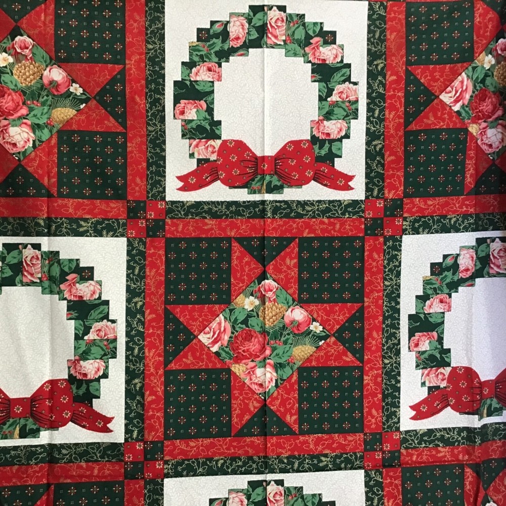 Vintage 12 Pillow Cheater Blocks Christmas Quilt Cotton Fabric Wreath 53″x45″