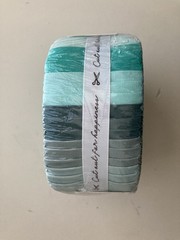 Easy Breezy Solids by Boundless 2.5″ Strips Jelly Roll Fabric 10-190-40, 40 pcs