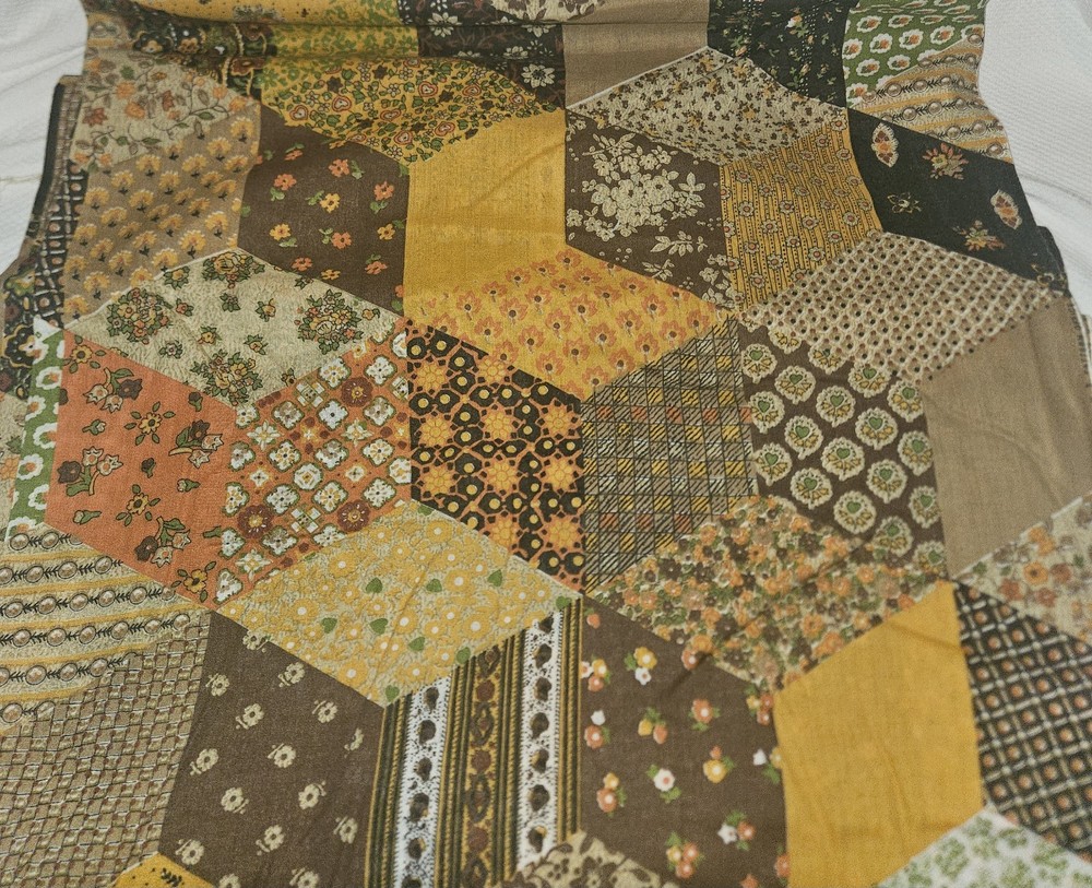 Vintage 1970s Kleinfab Cheater Quilt Fabric 8.5 Yards Brown Orange Patchwork US