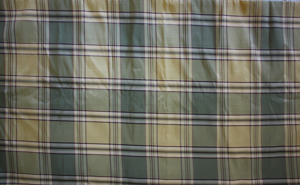 Shiny Plaid Drapery Fabric Remnant. Multicolor / Green 36″ x 250″