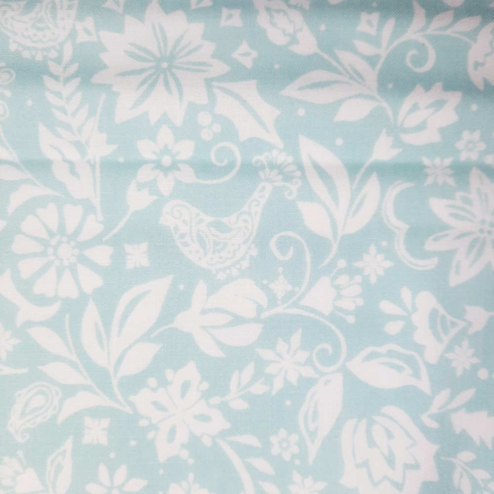5 Pioneer Woman Seasonal Fat Quarters Mazie Bird Toss White on Mint 100% Cotton