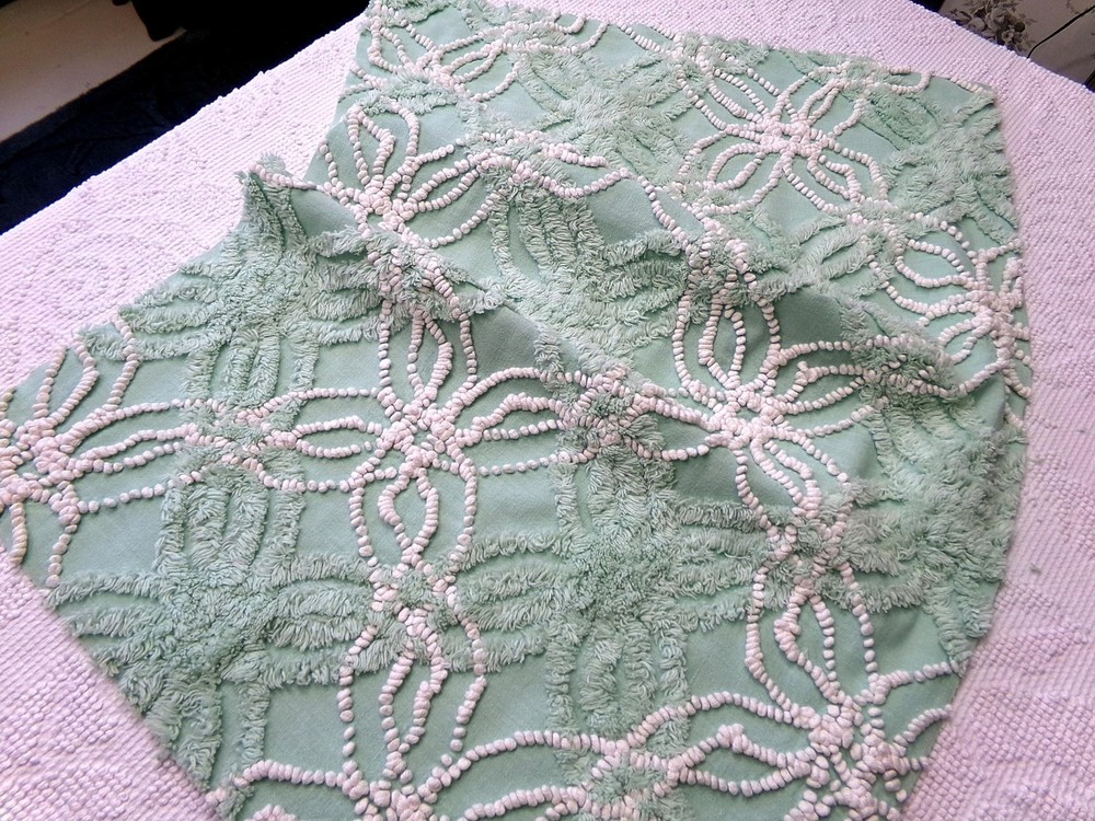 creamy jade green vtg chenille bedspread fabric 17″ x 25″ quilt material