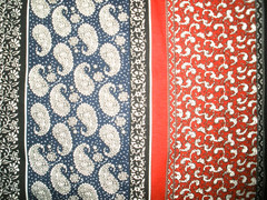 #364 Vintage Mark Fabrics 1993 Red Blue White Black Colorblock 1.5 yds by 60″