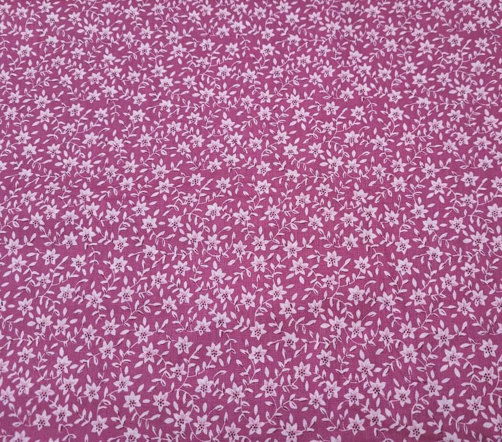 Ozark Calicos BTY Fabri-Quilt Ivory Floral on Mauve Pink