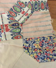 Vtg Lot of 17 Hand Sewn Bow Tie Quilt Blocks 1950-60’s -READ – Needs Laundering