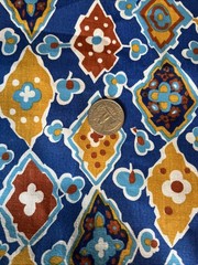 17″ x 35″ W Cotton Fabric Vntg 1940s-60s Bright Blues & Golds Medallions