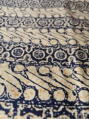 Geometric Indigo Blue Cream Orange Cotton Fabric Parang Motif? 132″ X 45″ 3.5 Yd