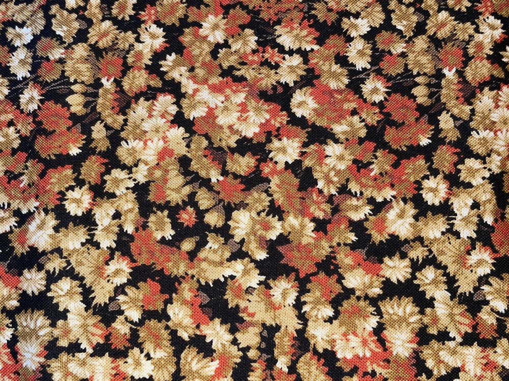 3/4+ Yd Small Cream Tan Daisies on Black Cotton Quilt Fabric Japan Hobby Lobby