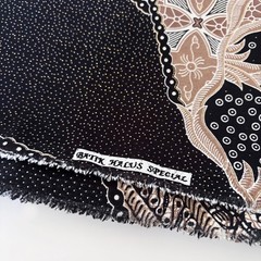 Batik Keris Indonesian Batik Fabric Yardage 45×112 Halus Special w/ Paper Bag