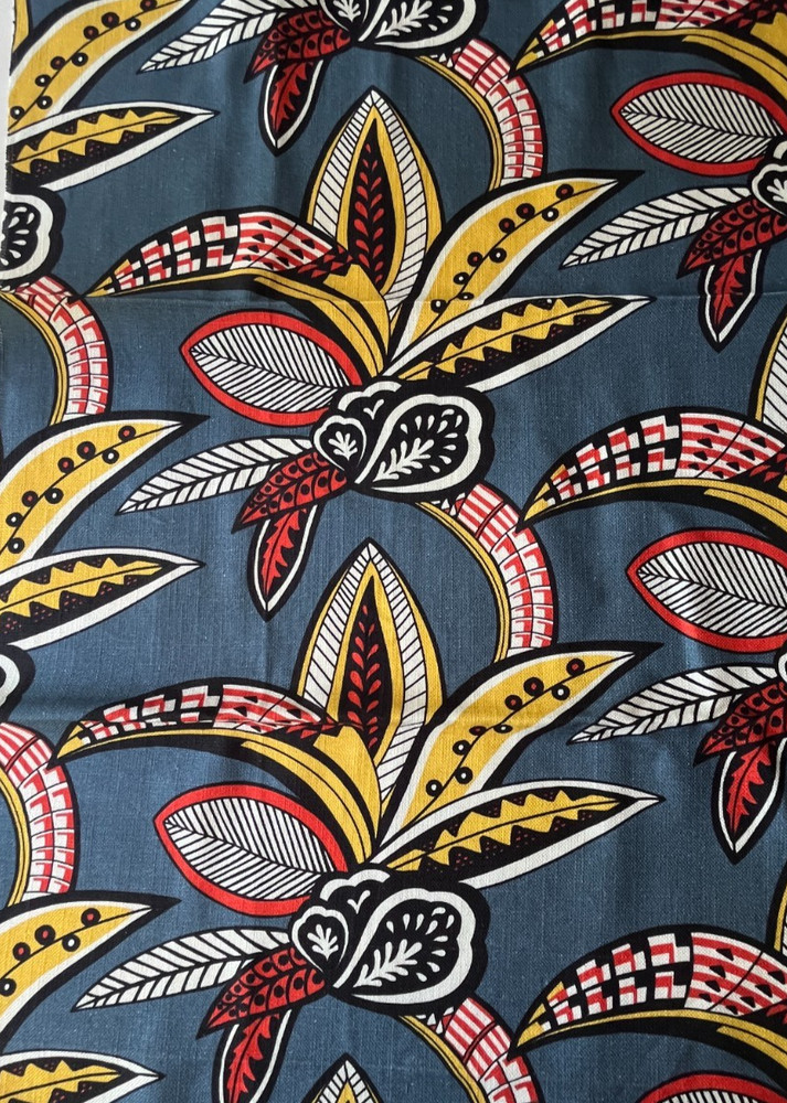 Gaston Y Daniela Tanzania Azul Designer Fabric Remnant 24″x36″
