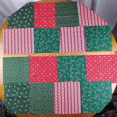 Christmas Fabric Scrap Lot 2 Pounds 6 Ounces Cranston Fabric Traditions Hoffman