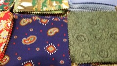 LARGE LOT OF COTTON CHARM SQUARES 4″ ASSORTED COLORS & DESIGNS LOT#289