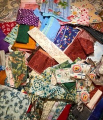 Quilt Scrap Lot 3 lb mixed 2″ + strips cotton calico prints strips floral fun