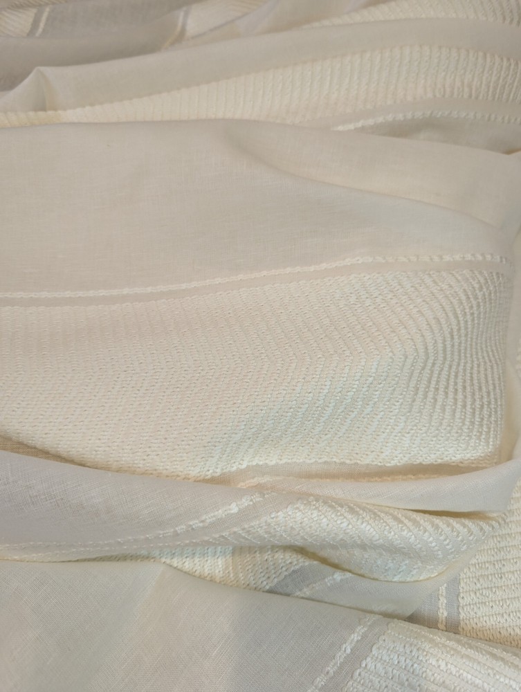 Martyn Lawrence Bullard Nomad Stripe Blanco Sheer Fabric 90″X 127″