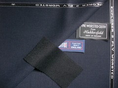 100% WOOL WITH “CREASE RESISTANCE” SUITING FABRIC “Very Dark Navy” = 3.5 m