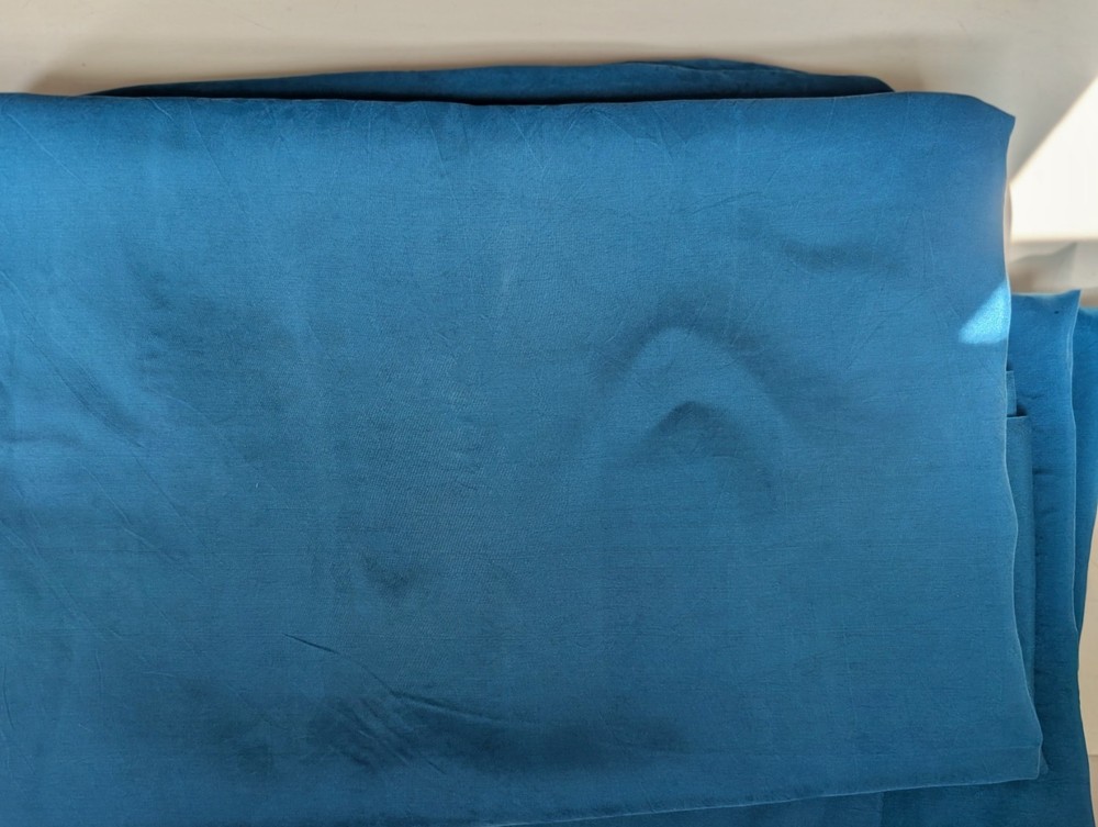5-1/2 Yards Turquoise Silk Crepe Fabric – 36″ W