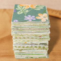 300 Mini Charm Green Floral Cotton Fabric Precut Squares Patchwork Quilting DIY