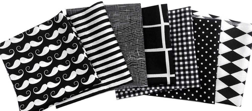 Amornphan 100% Printed Black Series Cotton Bundles Quilting Fabric for