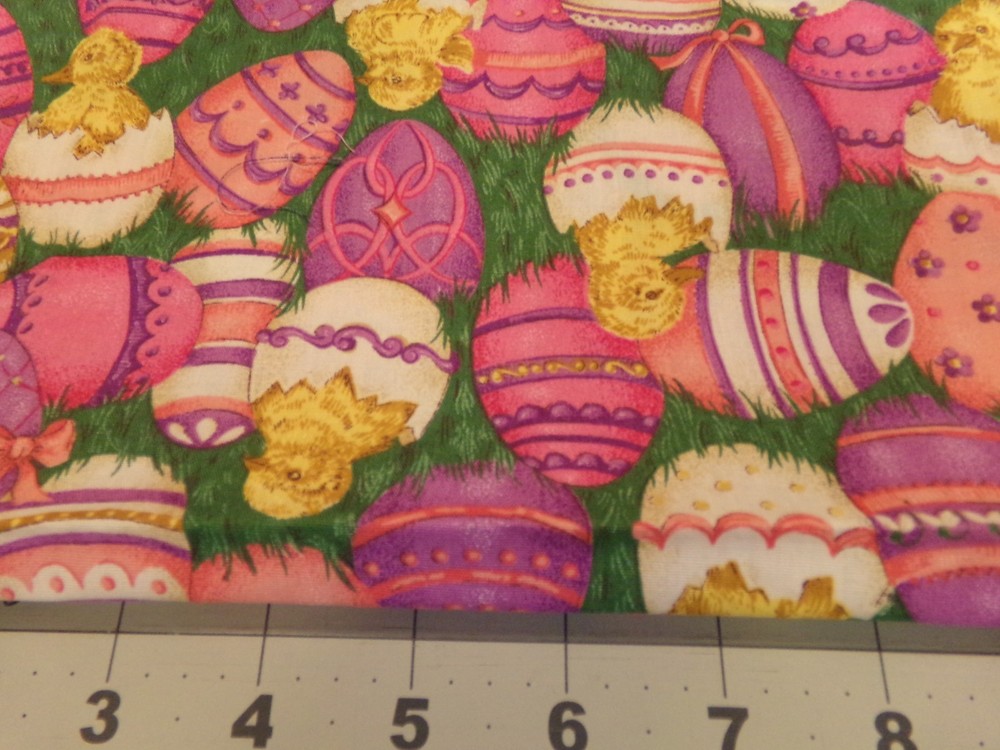 28″ X 31″ VINTAGE EASTER EGG & CHICKS REMNANT COTTON#2898