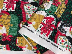 2/3 Yd Vintage Christmas Cats Kittens Fabric Traditions Cotton Fabric 24″ X 44″