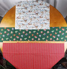 Christmas Fabric Scrap Lot 2 Pounds 6 Ounces Cranston Fabric Traditions Hoffman