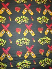 SKULLS LIPSTICK LIP STICK ROSES DIVA AWESOME DIGITAL COTTON FABRIC FQ