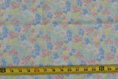By 1/2 Yd, Vintage, Pastel Floral on Light-Weight Cotton, P5753