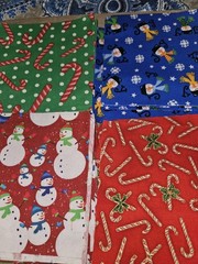 Lot Of 250 Fabric Squares 5″ Charm Lot Rotary Cut Christmas Snowmen, Trees Etc B