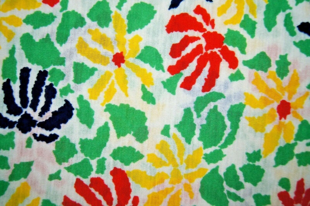 1+ Yards Bright Flowers on White Thin Knit Poly-Cotton Fabric 40″ X 64″