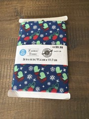 Loops & Threads Christmas Fabric Tissu Mittens Snowflake 1 yard