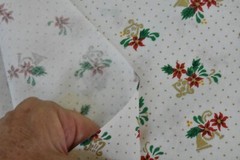 By 1/2 Yd, Vintage, Red & Green Poinsettias/Gold Music Instruments on White,V435
