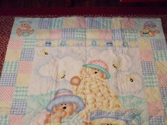 35″ X 45″ UNFINISHED REVERSIBLE 2 SIDED HONEY BEAR PICNIC QUILT NEEDS BINDING